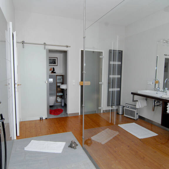  Badezimmer: Kreativ gestaltet und handwerklich perfekt in Szene gesetzt. 